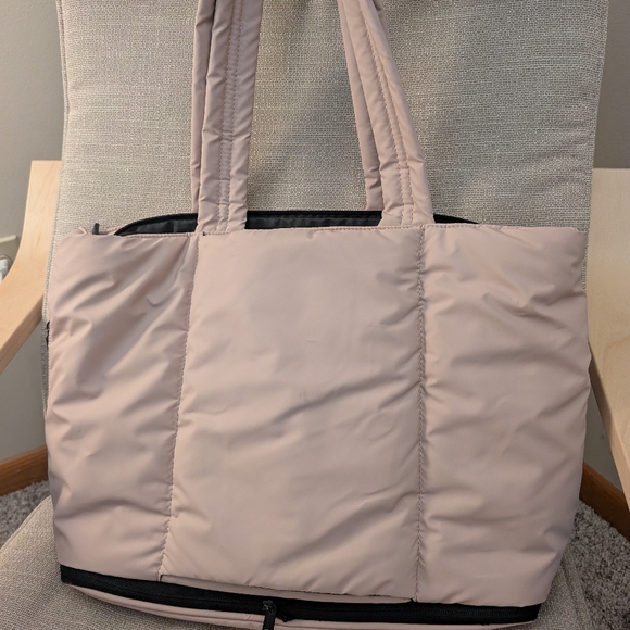 Calpak Luka expandable laptop tote - Picture 6 of 14